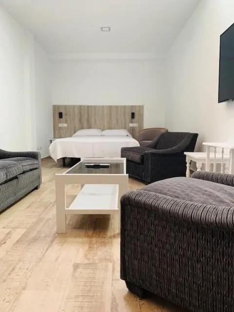 Hotel Madrid Rio Екстер'єр фото