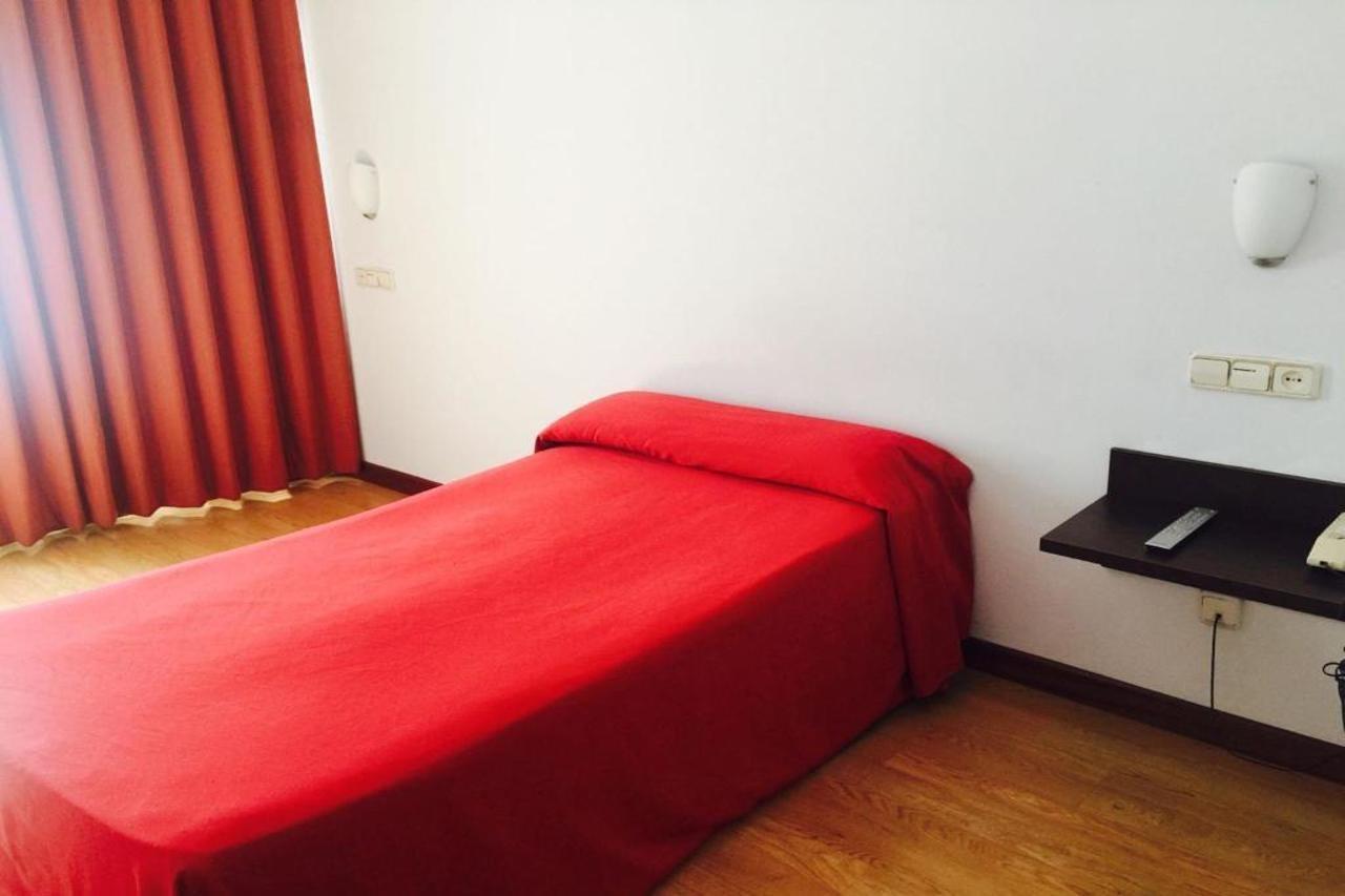 Hotel Madrid Rio Екстер'єр фото