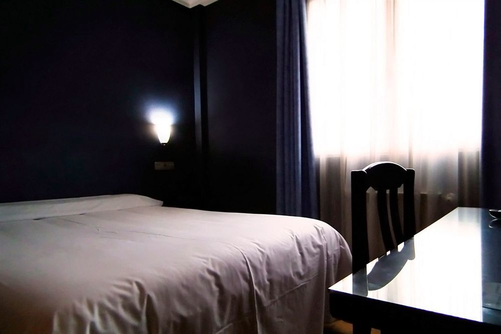 Hotel Madrid Rio Екстер'єр фото